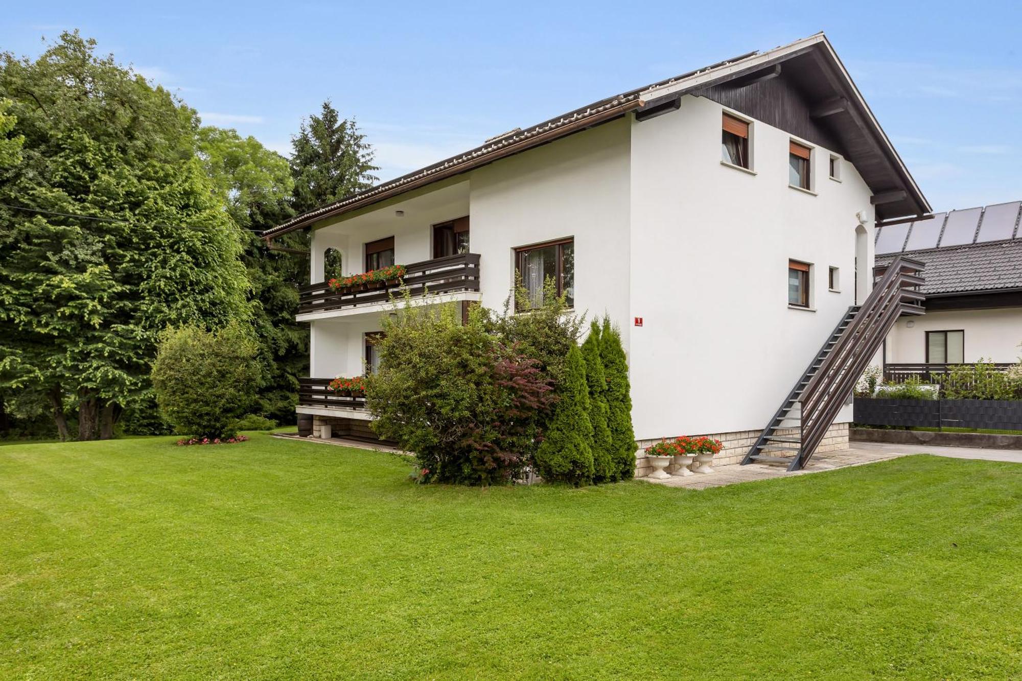 בלד Apartments Svetina מראה חיצוני תמונה